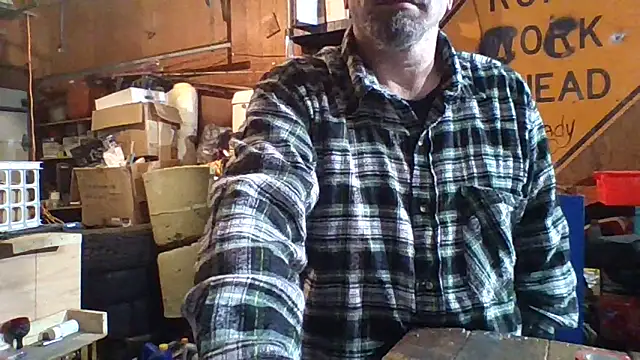 Snapshot of clitstitsandbongrips chatting on February 10, 2025, 10:19 pm clitstitsandbongrips online show from February 10, 2025, 10:19 pm