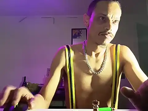 villanocat online show from March 1, 2026, 3:41 am