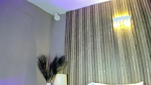 HannaPaola online show from March 26, 2026, 10:26 pm