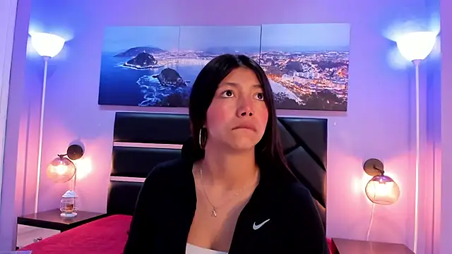 KimberlyVillaLobos online show from April 15, 2026, 11:28 am