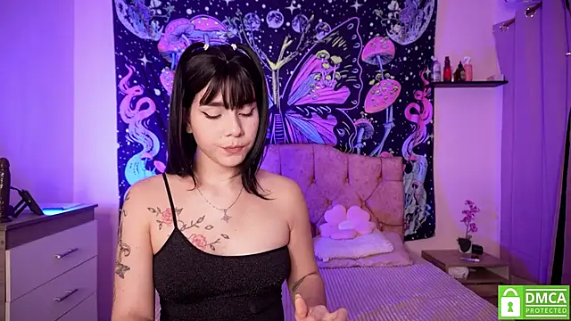 jade dakota   online show from March 18, 2026, 12:25 am