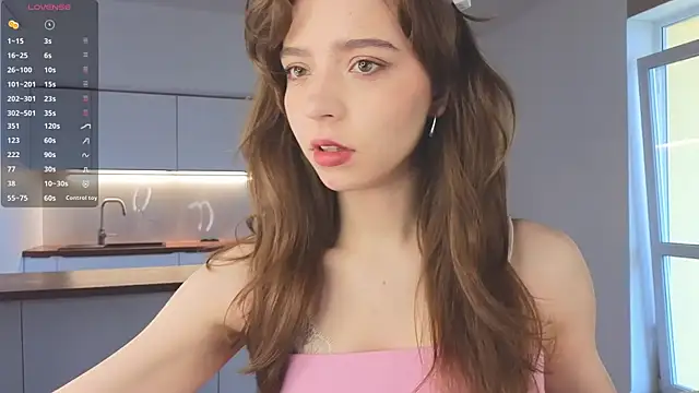 KellyAdderiy online show from April 12, 2026, 3:11 am