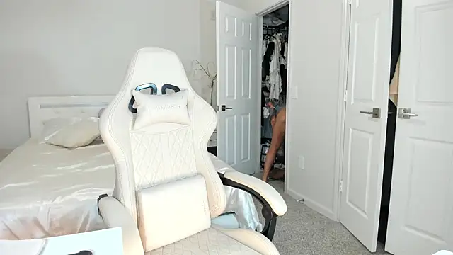 Snapshot of marianaferrero chatting on October 22, 2025, 3:12 pm marianaferrero online show from October 22, 2025, 3:12 pm