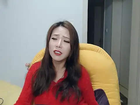 SuSushi728 online show from December 25, 2024, 6:52 pm