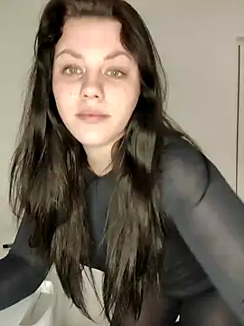 Snapshot of leeya_lee chatting on January 18, 2025, 7:04 pm leeya lee online show from January 18, 2025, 7:04 pm