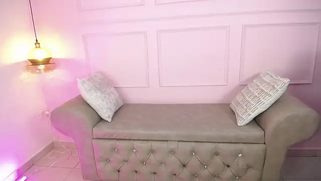 yenny garcia online show from March 14, 2025, 12:21 am