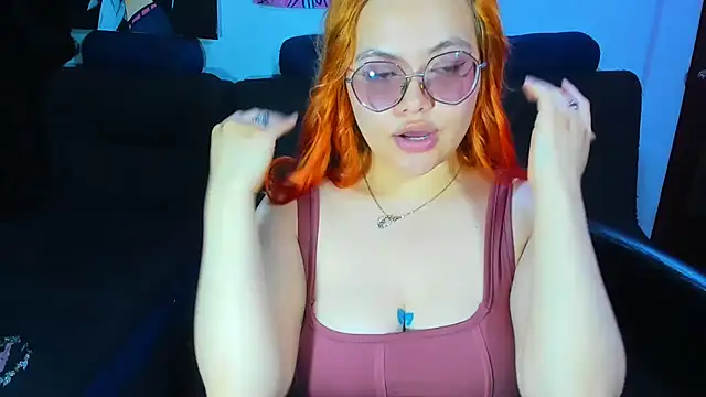 Lily stone04 online show from November 12, 2025, 7:09 am