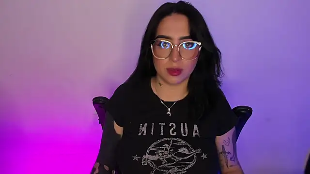 AnnikaMerliahh  online show from October 15, 2025, 4:12 am