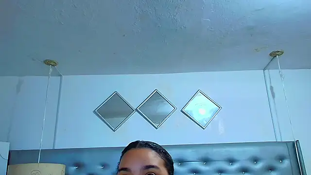 EileenBenzon online show from March 16, 2026, 3:16 pm