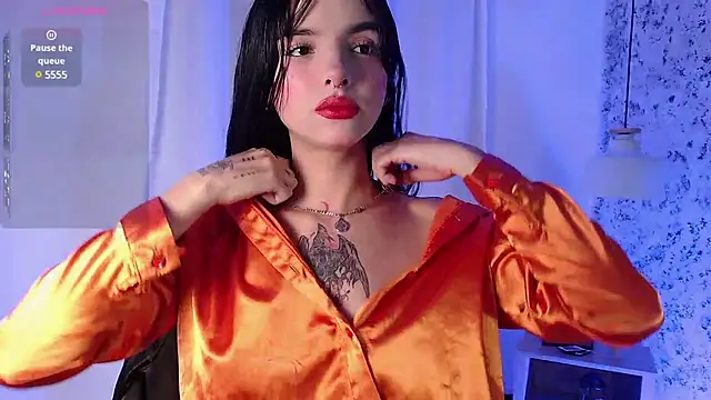 Snapshot of Layla_crazybaby_ chatting on January 21, 2025, 8:54 pm Layla crazybaby  online show from January 21, 2025, 8:54 pm