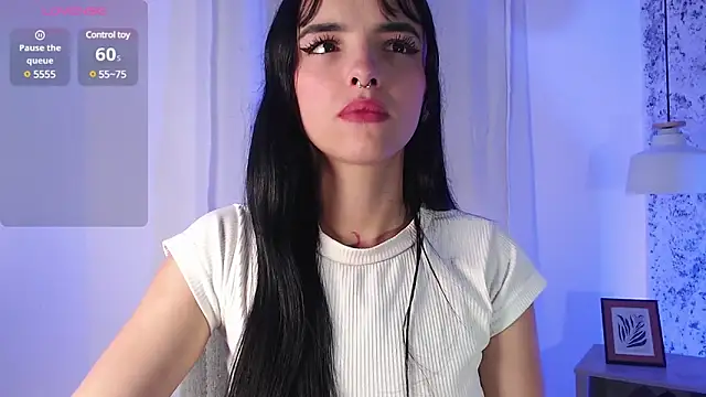 Snapshot of Layla_crazybaby_ chatting on January 31, 2025, 8:43 pm Layla crazybaby  online show from January 31, 2025, 8:43 pm