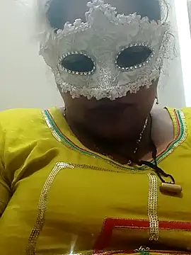 Snapshot of seemi_bhabhi chatting on February 1, 2025, 8:29 am seemi bhabhi online show from February 1, 2025, 8:29 am