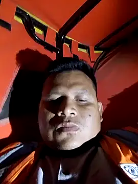 zeta29 online show from November 9, 2025, 1:37 am