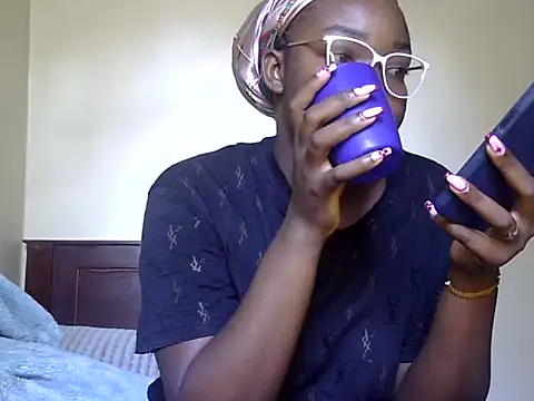 Chichii- online show from April 10, 2026, 9:47 am