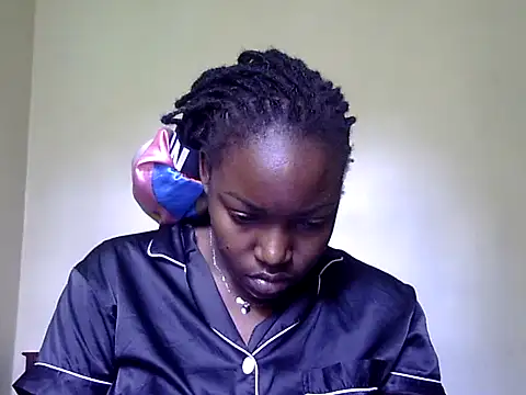 Chichii- online show from April 15, 2026, 10:33 am