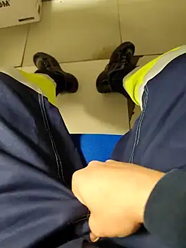 coppiapazza online show from January 1, 2025, 8:58 pm