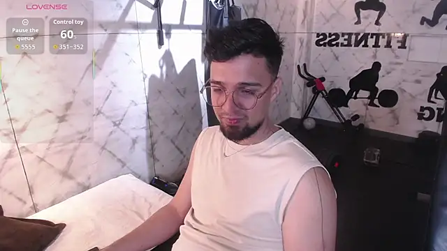 Edward max online show from March 18, 2026, 3:42 am