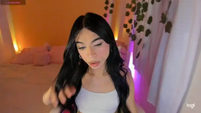 Snapshot of AndreaSweet_ chatting on January 28, 2025, 1:49 pm AndreaSweet  online show from January 28, 2025, 1:49 pm