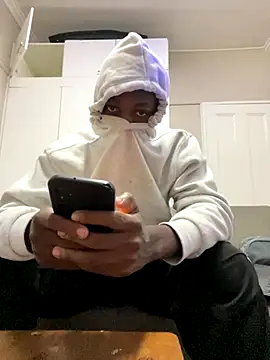 Mischevous T69 online show from September 28, 2025, 8:14 pm