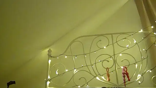 DevilsAngel13 online show from December 14, 2024, 10:07 pm