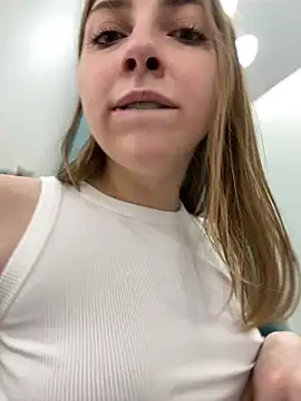 Sunny   Bunny online show from December 29, 2024, 6:27 pm