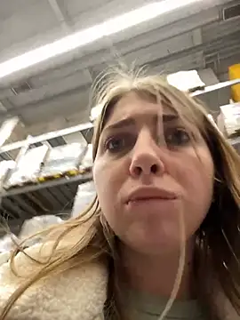 Sunny   Bunny online show from January 1, 2025, 4:18 pm