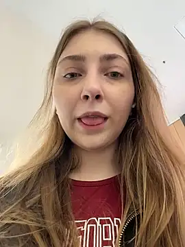 Sunny   Bunny online show from April 2, 2026, 1:42 pm