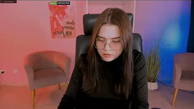 pure radiance1 online show from February 7, 2025, 9:37 am