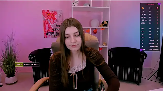 pure radiance1 online show from March 17, 2025, 1:18 pm