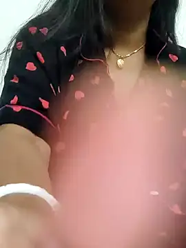 Snapshot of Priya_2222 chatting on January 16, 2025, 5:44 pm Priya 2222 online show from January 16, 2025, 5:44 pm