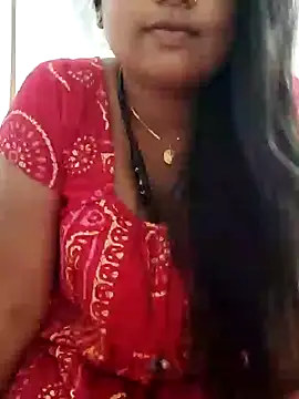 Snapshot of Priya_2222 chatting on January 22, 2025, 11:01 am Priya 2222 online show from January 22, 2025, 11:01 am