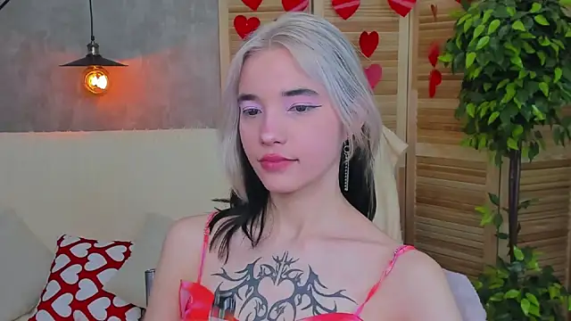 Snapshot of as1an_girlfriend chatting on February 14, 2025, 6:45 am as1an girlfriend online show from February 14, 2025, 6:45 am