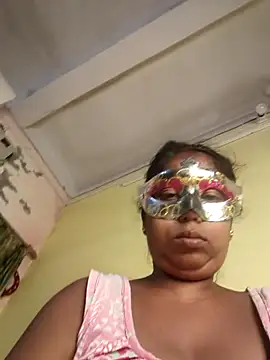 Snapshot of tinabhabhi chatting on June 5, 2026, 10:43 am tinabhabhi online show from June 5, 2026, 10:43 am