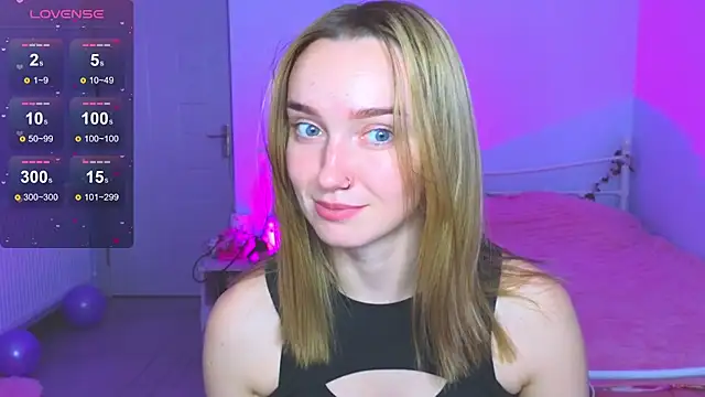 Wild Sophie  online show from December 14, 2025, 4:34 pm