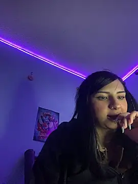 Snapshot of Hilary_pinkk chatting on January 10, 2025, 9:31 pm Hilary pinkk online show from January 10, 2025, 9:31 pm