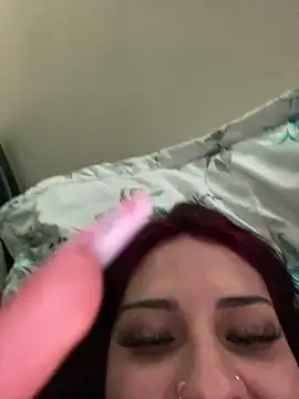 Snapshot of Hilary_pinkk chatting on January 30, 2025, 11:34 pm Hilary pinkk online show from January 30, 2025, 11:34 pm