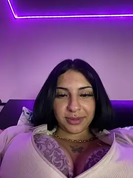 Snapshot of Hilary_pinkk chatting on March 15, 2025, 6:47 am Hilary pinkk online show from March 15, 2025, 6:47 am