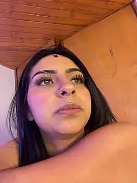 Hilary pinkk online show from March 21, 2026, 3:11 am