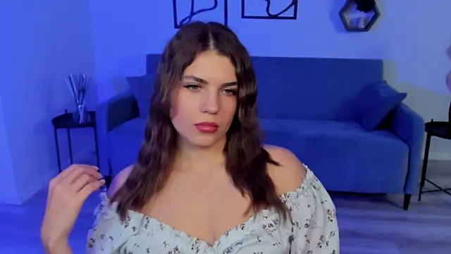 BellaSweetHeart online show from November 30, 2025, 5:17 pm