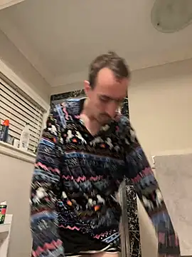 tallnerdyguy online show from June 4, 2026, 3:45 am