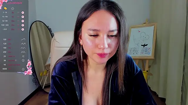 Snapshot of margeriTirell chatting on December 8, 2024, 2:49 am margeriTirell online show from December 8, 2024, 2:49 am