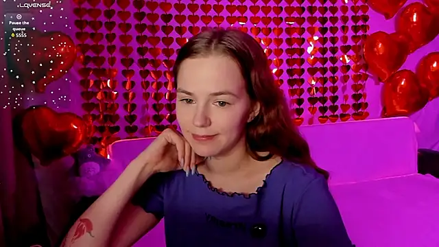 Snapshot of Fox_Lisa chatting on February 19, 2026, 7:54 pm Fox Lisa online show from February 19, 2026, 7:54 pm