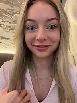 Snapshot of melissa_grr chatting on December 25, 2024, 11:22 am melissa grr online show from December 25, 2024, 11:22 am