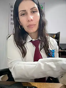 Alysson-- online show from April 16, 2026, 2:07 pm