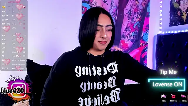 Snapshot of Skyler__blue4 chatting on December 20, 2025, 4:58 pm Skyler blue4 online show from December 20, 2025, 4:58 pm