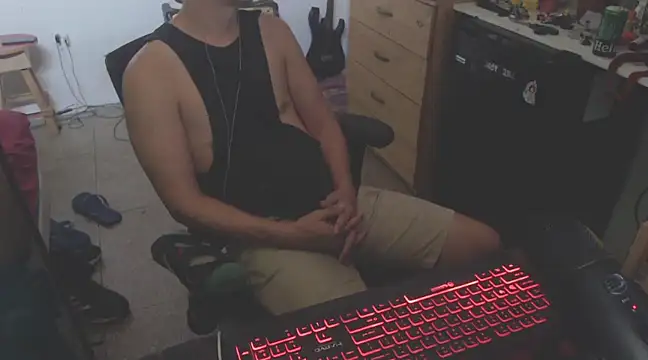 Snapshot of Pit_xxz chatting on December 2, 2024, 6:10 pm Pit xxz online show from December 2, 2024, 6:10 pm