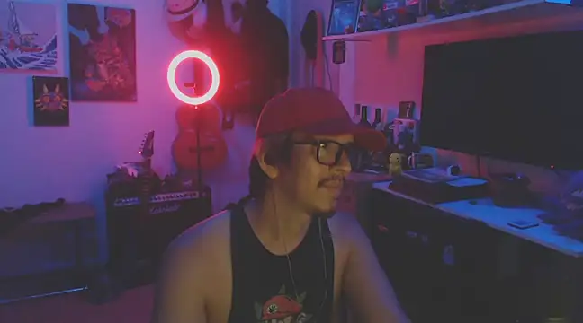 Snapshot of Pit_xxz chatting on February 8, 2025, 3:30 am Pit xxz online show from February 8, 2025, 3:30 am