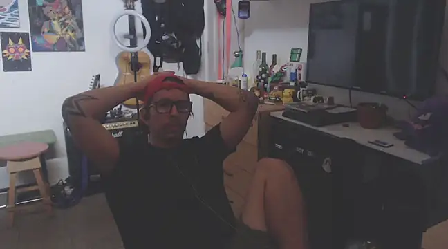 Snapshot of Pit_xxz chatting on February 9, 2025, 5:11 pm Pit xxz online show from February 9, 2025, 5:11 pm