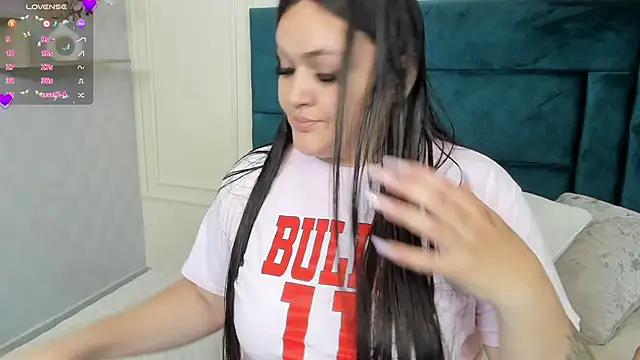 Charlotte Mayer online show from February 3, 2025, 11:31 am