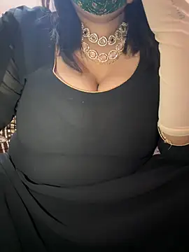 Snapshot of SnehaRai chatting on February 21, 2025, 2:27 pm SnehaRai online show from February 21, 2025, 2:27 pm